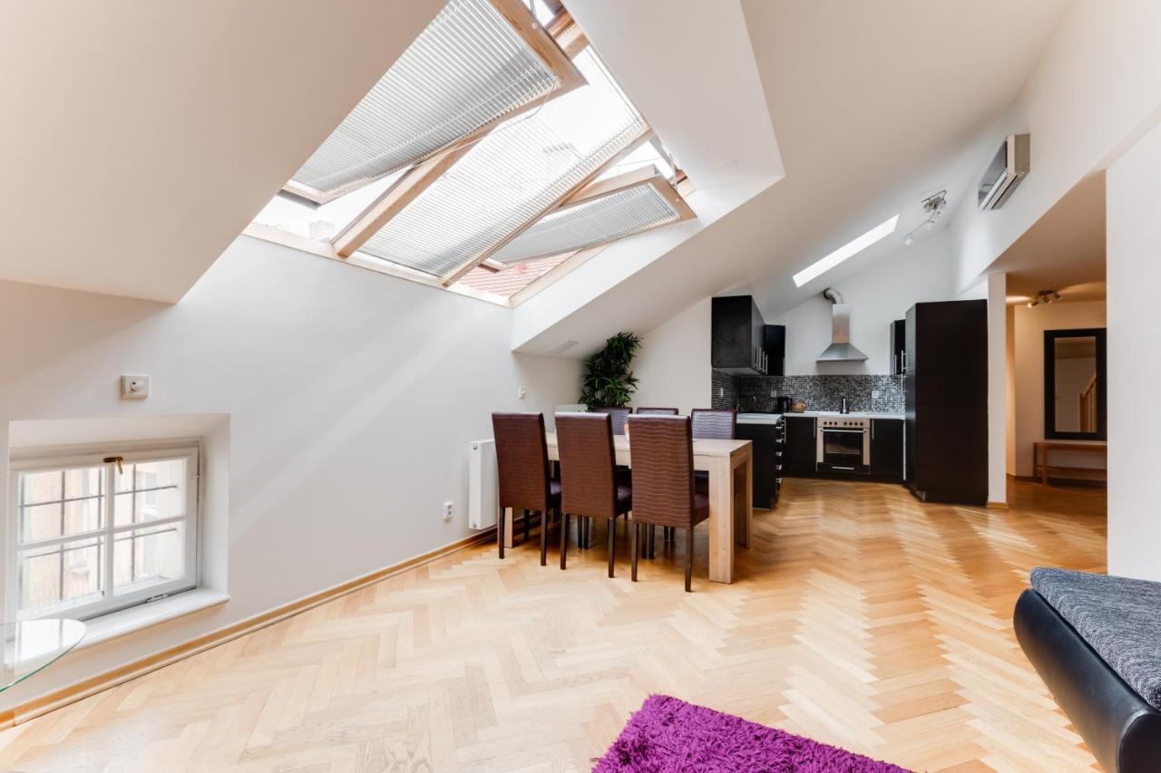 Jt's Bilkova Str. Apartment Prag